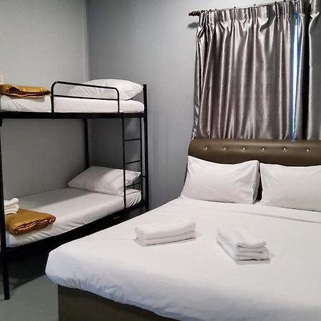Pd Guesthouse Port Dickson Bagian luar foto